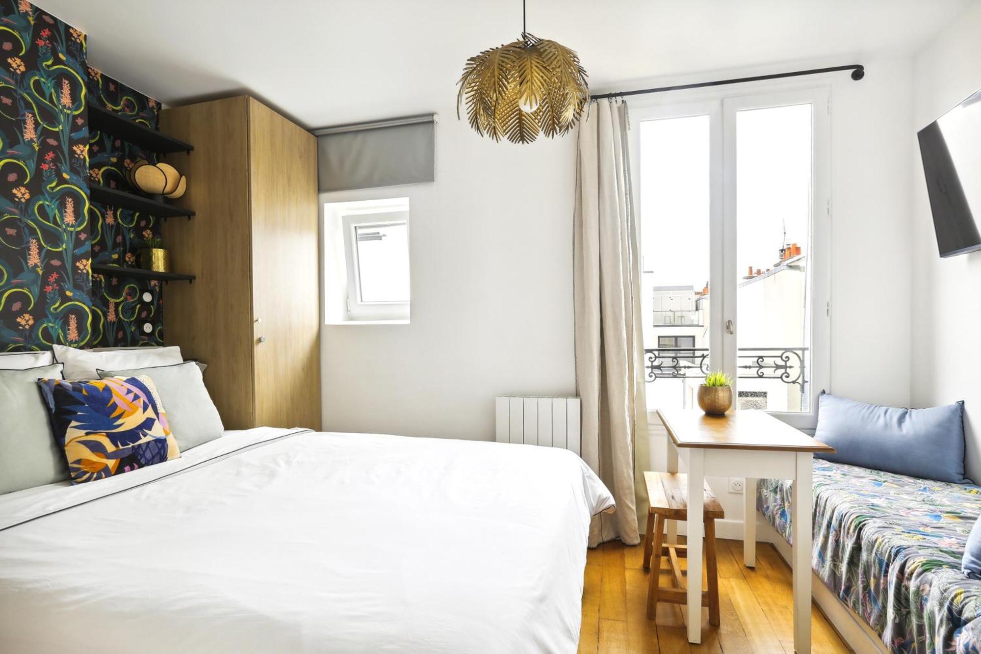 Luxury Architect Studio Near Le Marais Париж Экстерьер фото